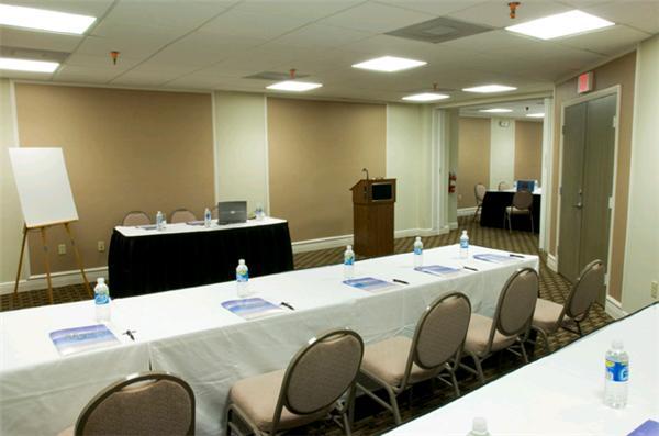 Howard Johnson Plaza Miami Beach North المظهر الخارجي الصورة
